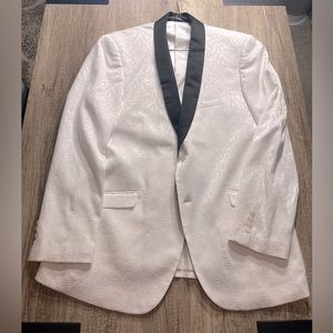 Madison Men's White Stretch Dinner Jacket, 48 Long